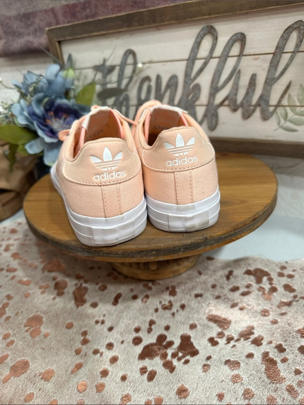 adidas Peach/White Kids Low-Top Sneakers